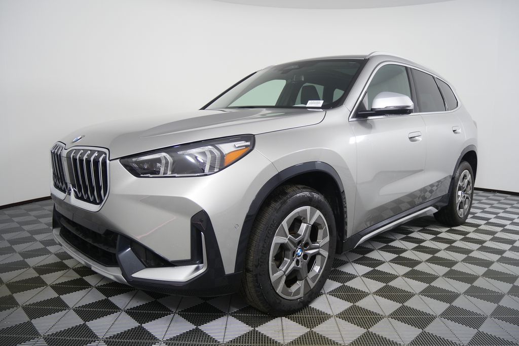 Thumbnail: 2023 BMW X1 - 7