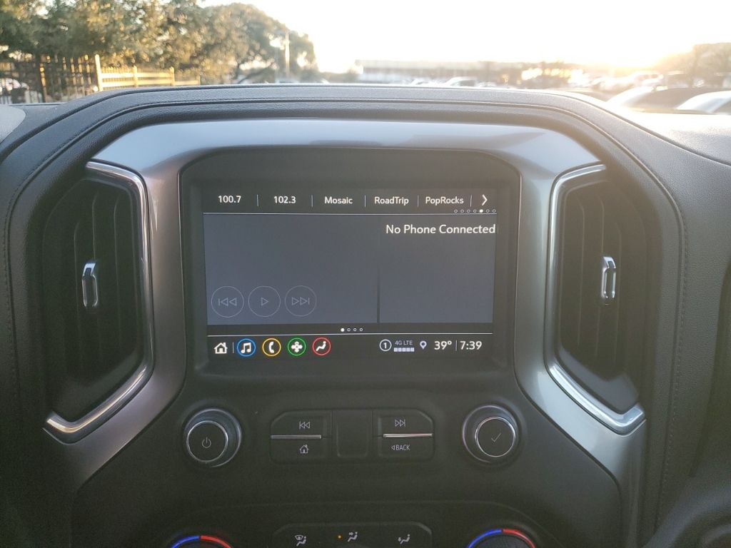 Used Car 2021 Chevrolet Silverado 1500  Lt Trail Boss For Sale Under $40,000 In Austin, Texas