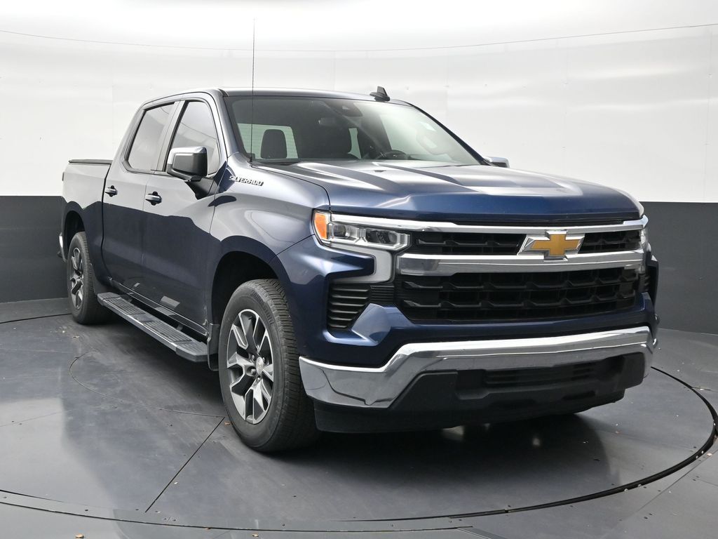 View vehicle photo 7