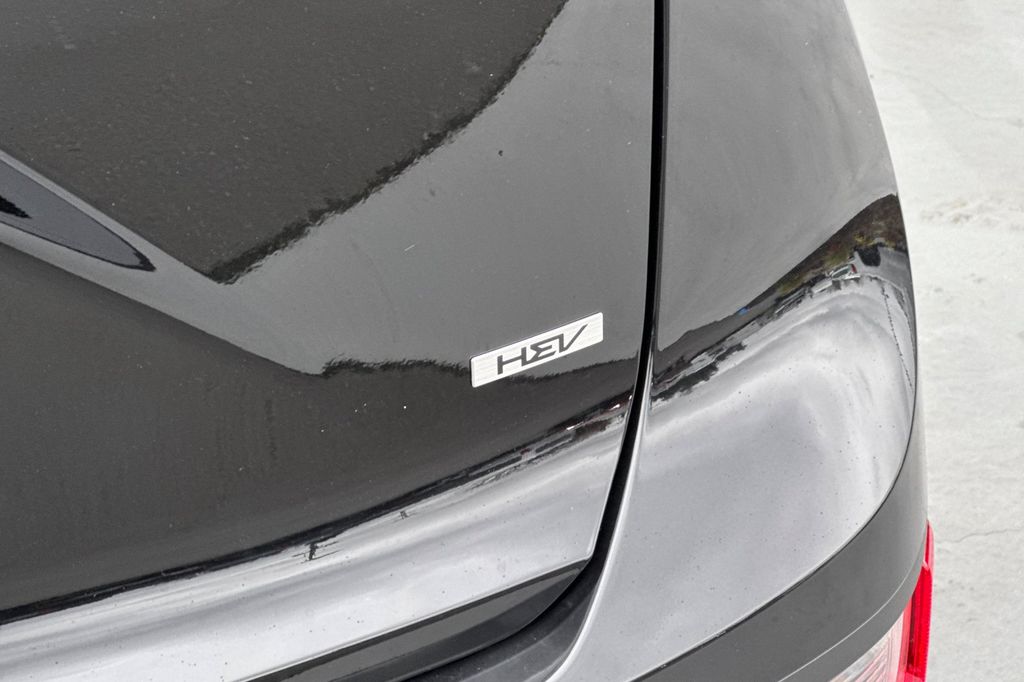 new 2026 Kia Niro car, priced at $28,180