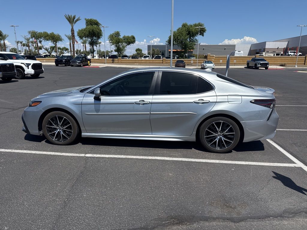 Thumbnail: 2023 Toyota Camry - 5