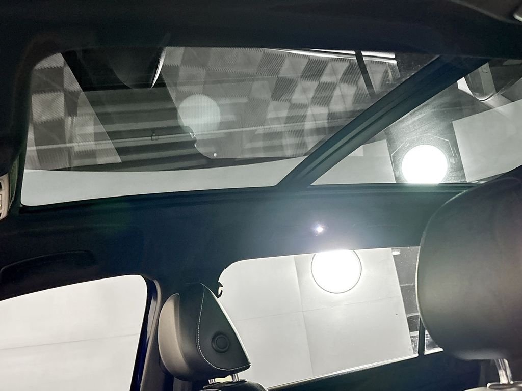 2022 Volkswagen Tiguan 2.0T SEL R-Line