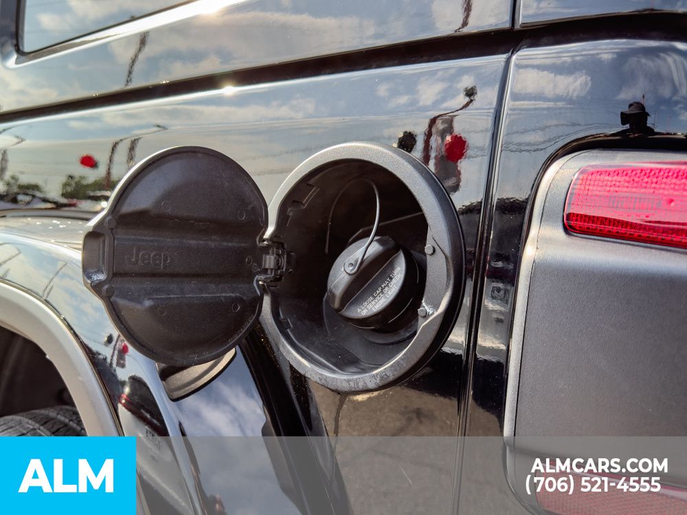 Used 2025 Black Jeep Sahara image 11