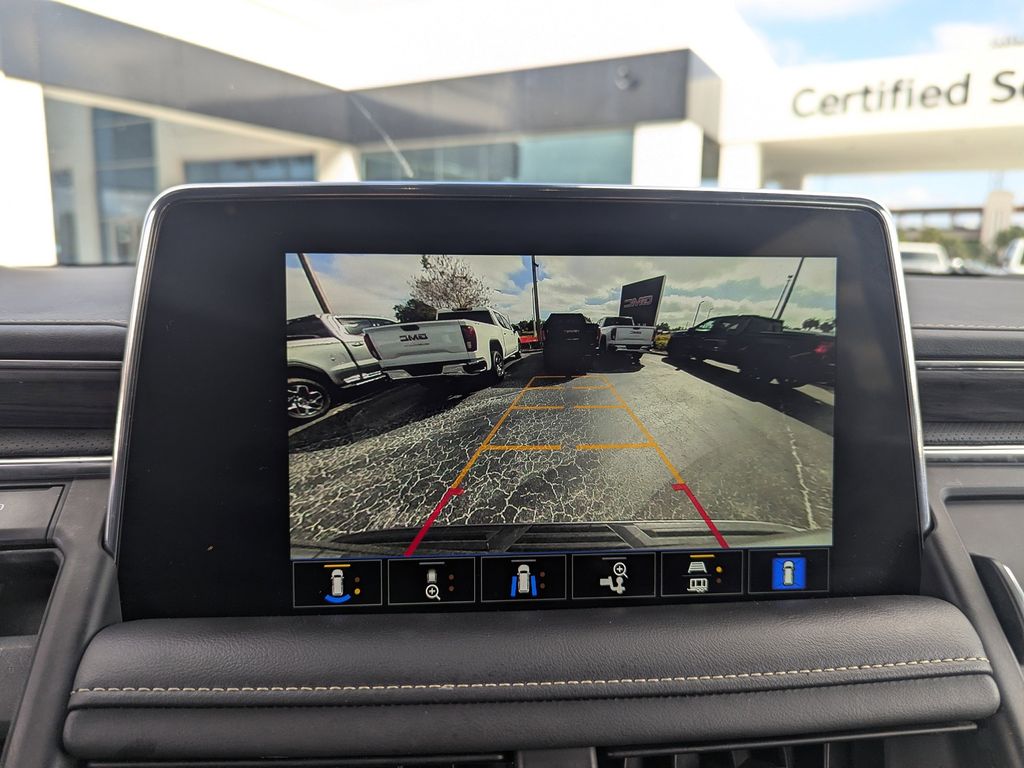 used 2022 GMC Yukon XL car, priced at $46,991