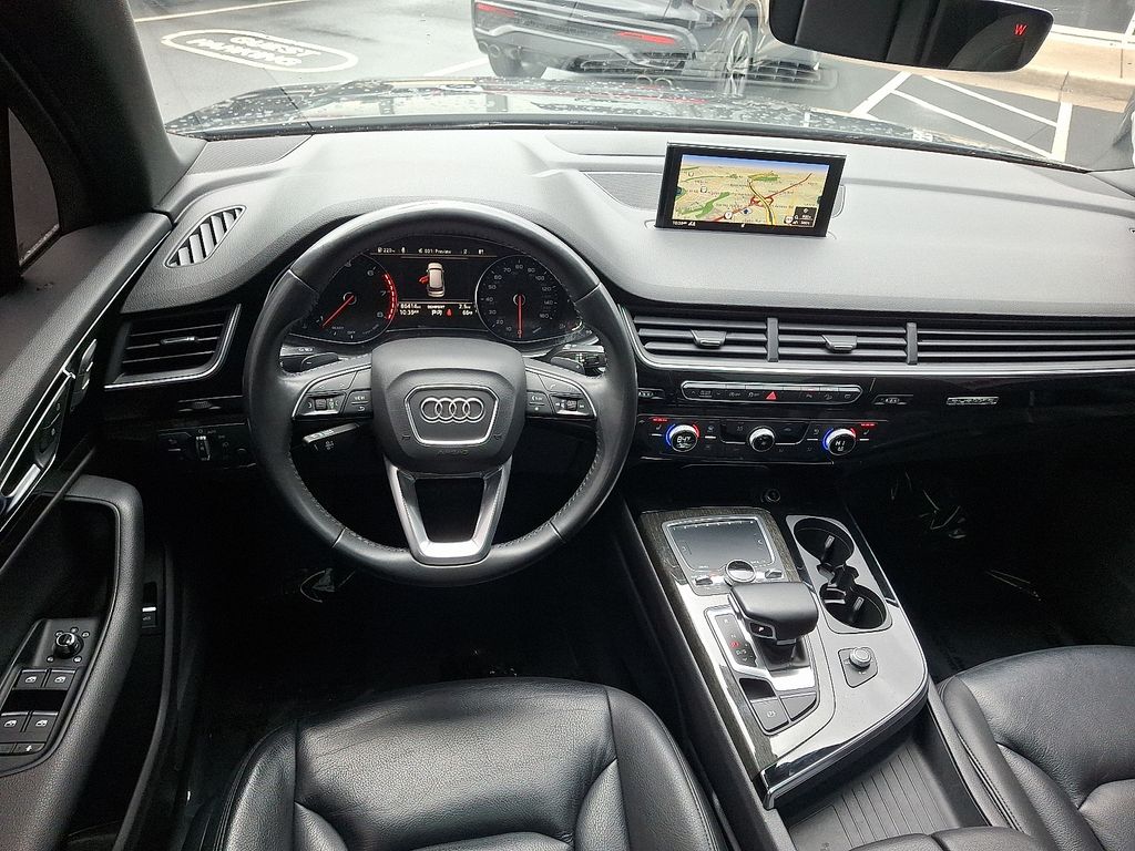 Thumbnail: 2019 Audi Q7 - 11