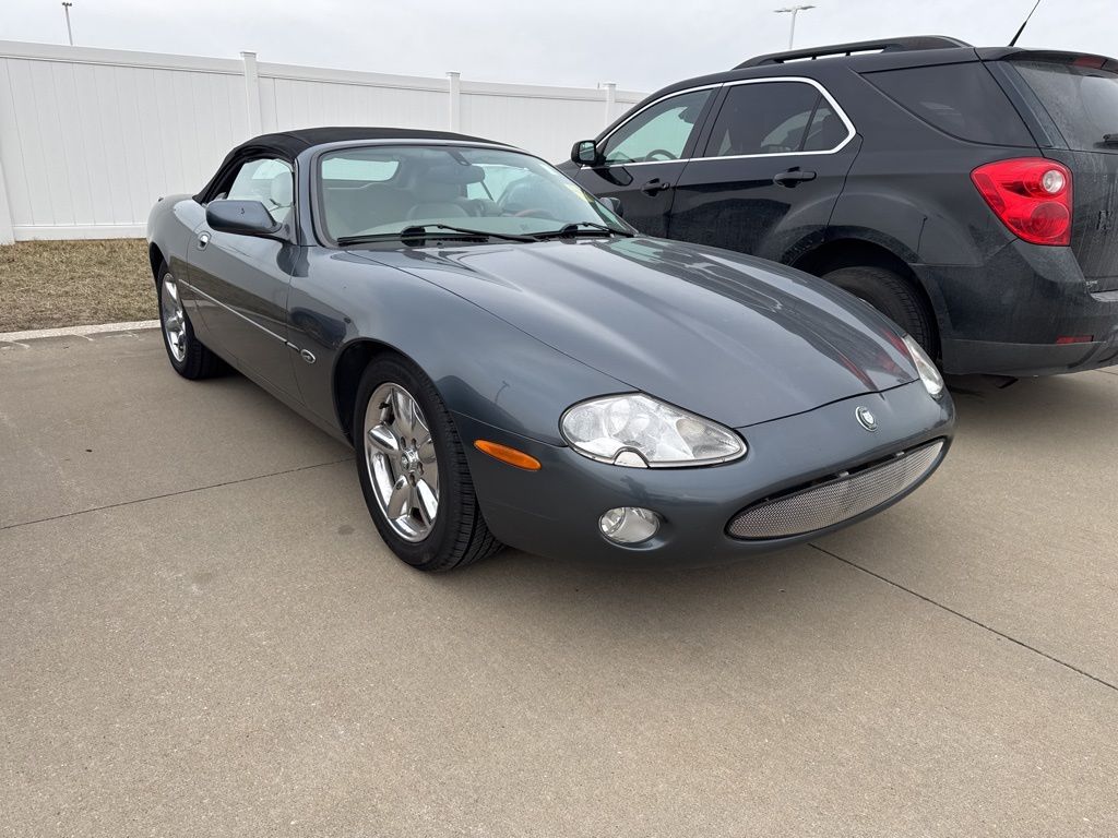 2001 Jaguar XK-Series XK8 Convertible RWD