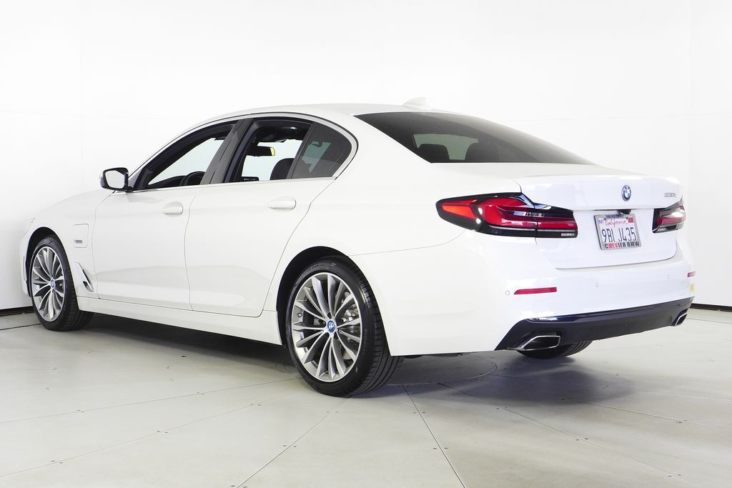 Thumbnail: 2022 BMW 5 Series - 9