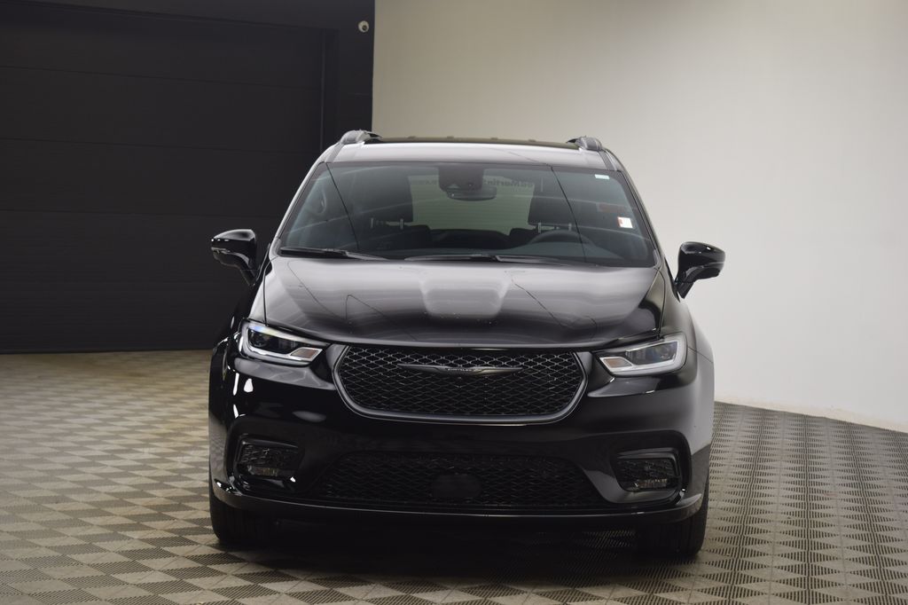 new 2026 Chrysler Pacifica car, priced at $40,536