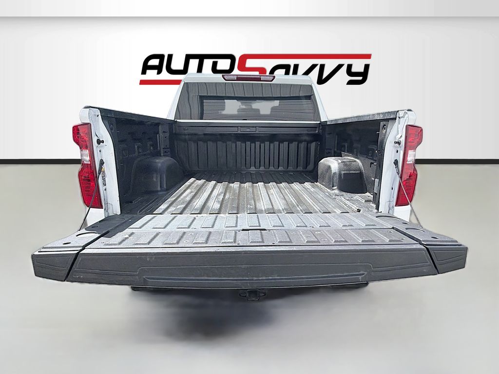Used 2024 White Chevrolet Custom Trail Boss image 25