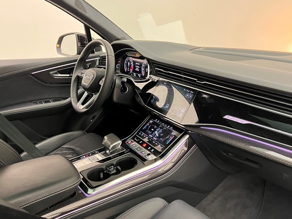 Thumbnail: 2024 Audi SQ7 - 13