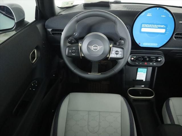 Thumbnail: 2026 MINI Cooper - 10