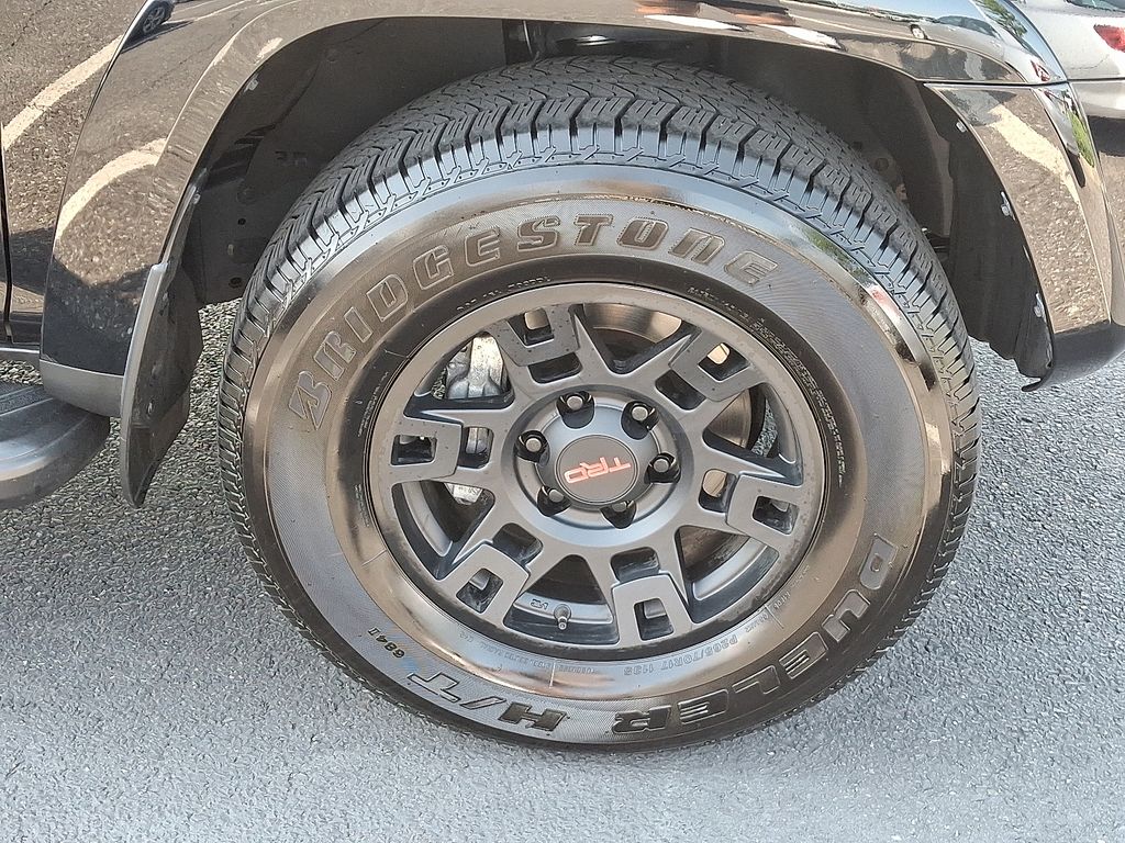 2024 Toyota 4Runner TRD Off Road 8