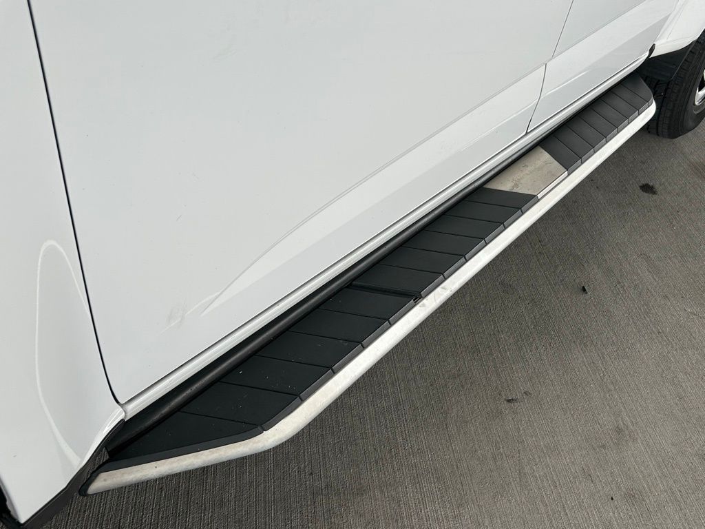 Used 2021 Summit White Chevrolet Work Truck image 27