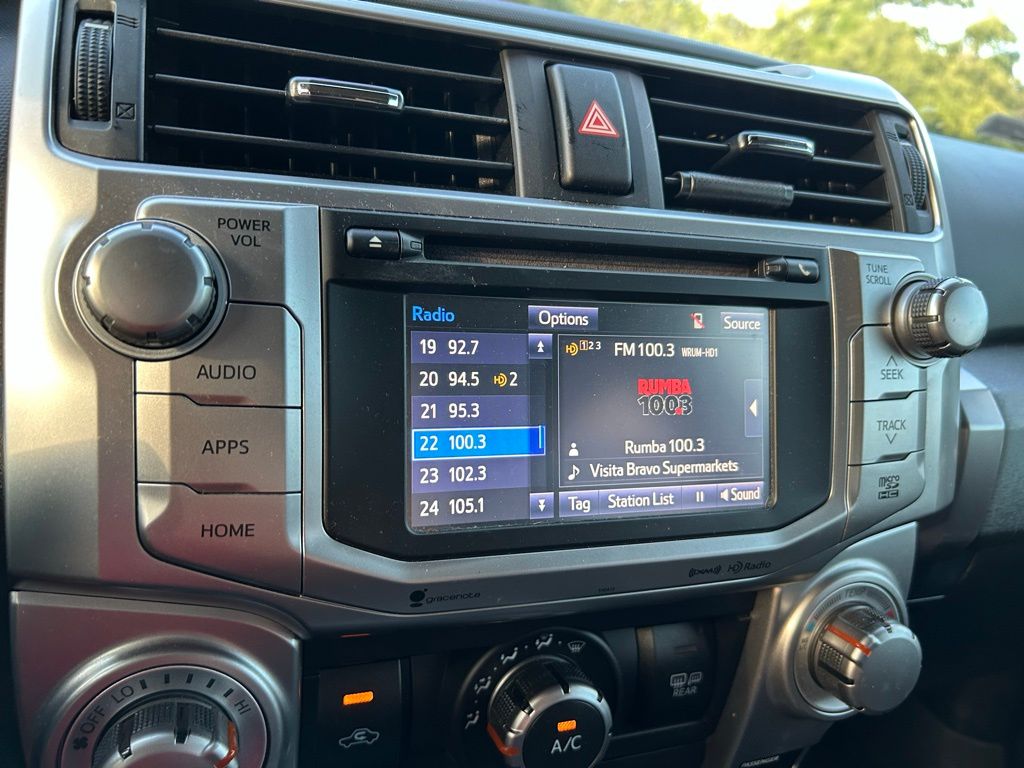 Thumbnail: 2019 Toyota 4Runner - 24