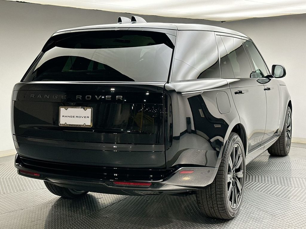 Thumbnail: 2027 Land Rover Range Rover - 3