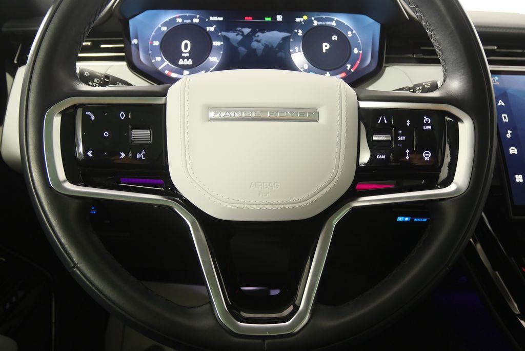 Thumbnail: 2023 Land Rover Range Rover Sport - 23