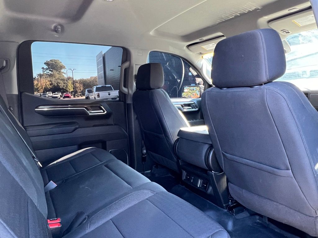 Thumbnail: 2024 Chevrolet Silverado 1500 - 8