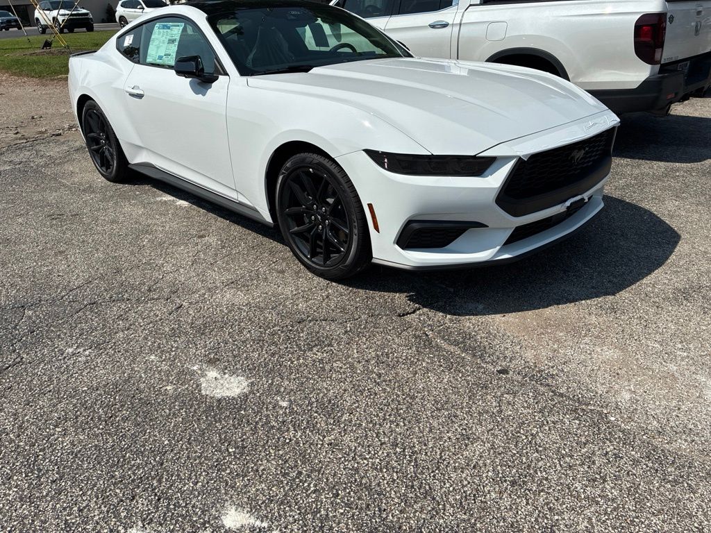 Oxford White 2026 Ford Mustang Coupe Rear-Wheel Drive Automatic