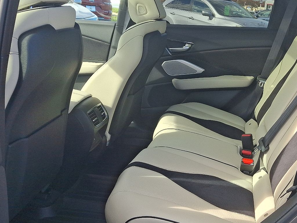 Thumbnail: 2026 Acura RDX - 7