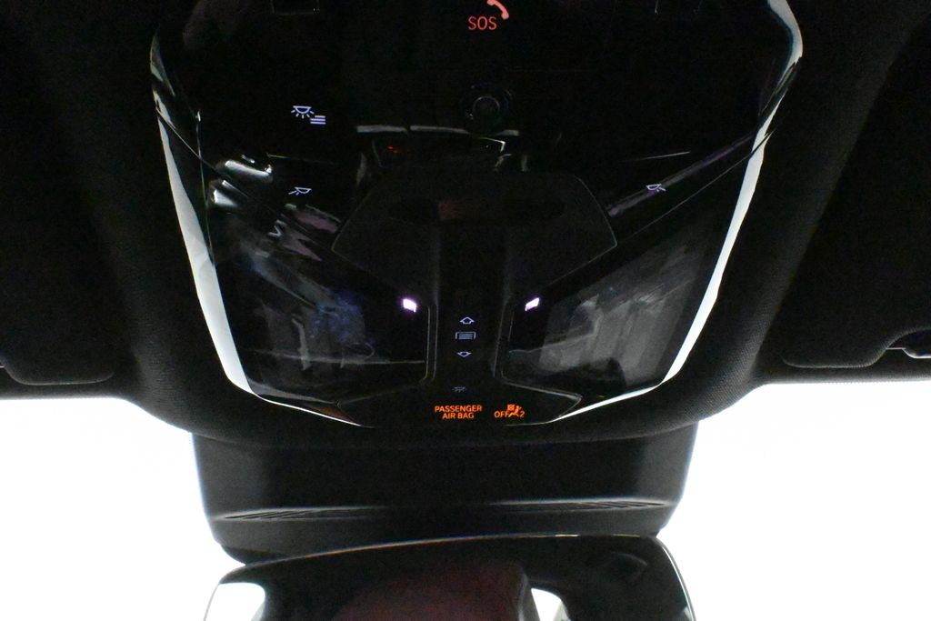 Thumbnail: 2025 BMW 7 Series - 21