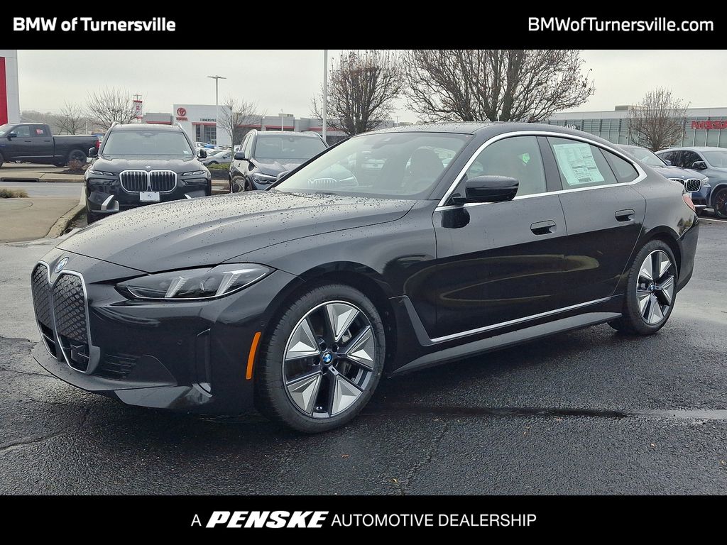 2025 BMW i4 xDrive40 -
                Turnersville, NJ