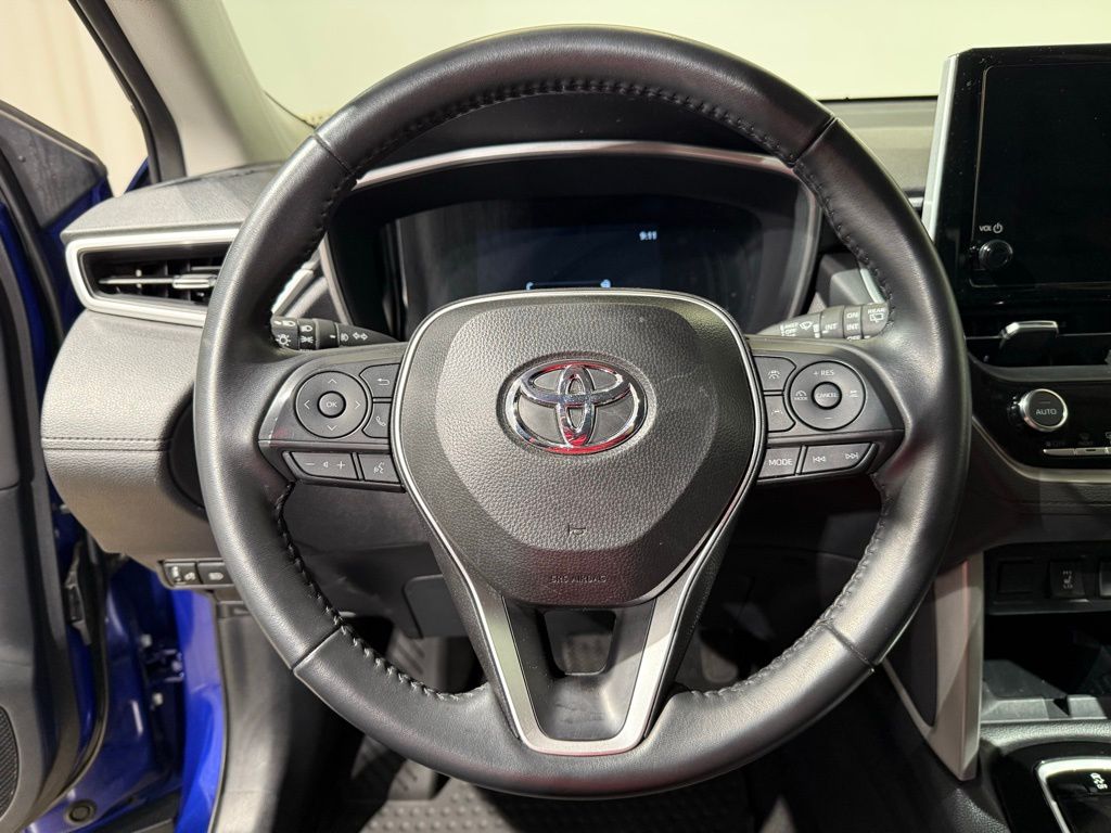 Thumbnail: 2025 Toyota Corolla Cross - 22