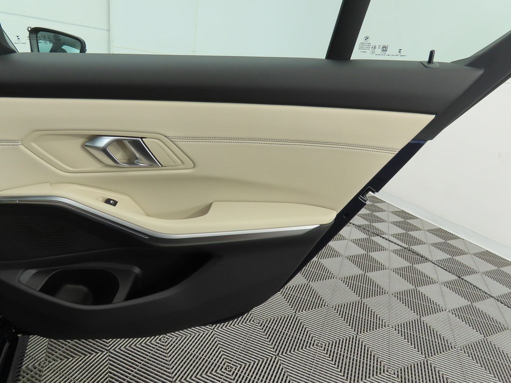 Thumbnail: 2026 BMW 3 Series - 27