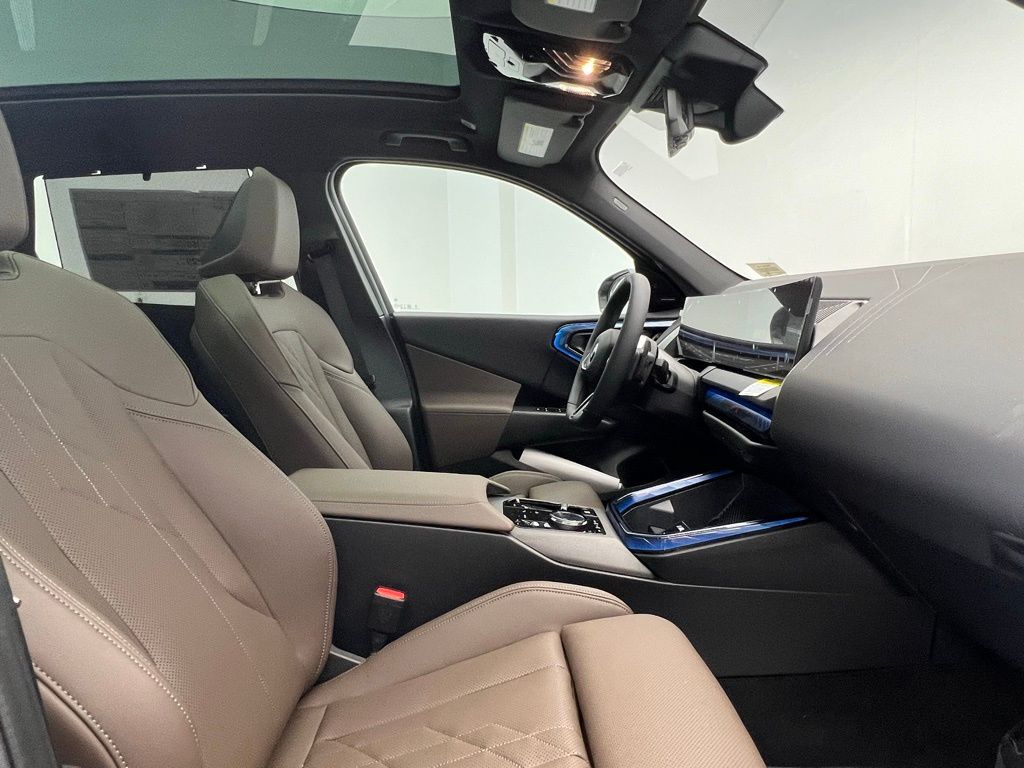 Thumbnail: 2025 BMW X3 - 6