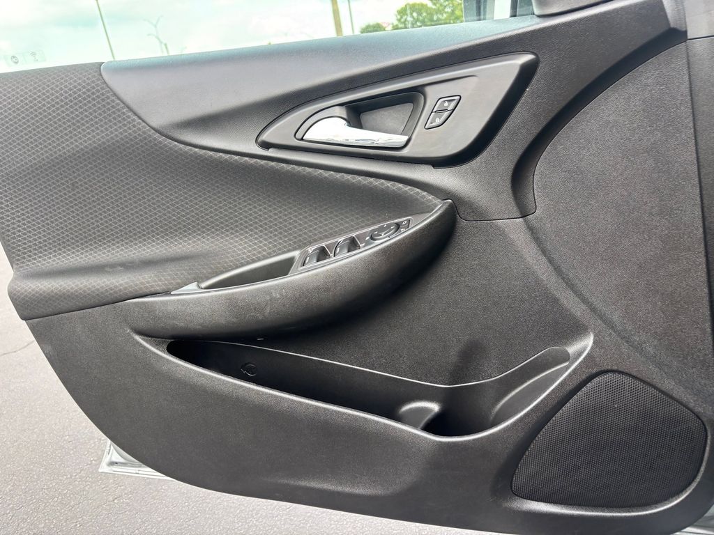 Used Car 2024 Chevrolet Malibu  Lt For Sale Under $20,000 In Austin, Texas