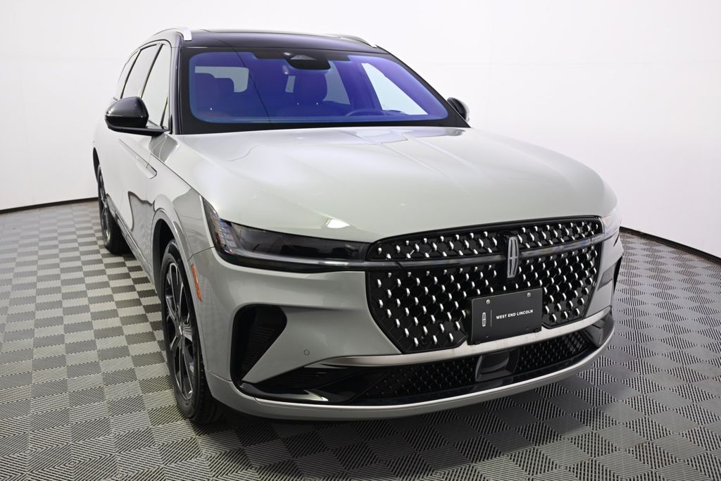 New 2026 Gray Lincoln Reserve image 9