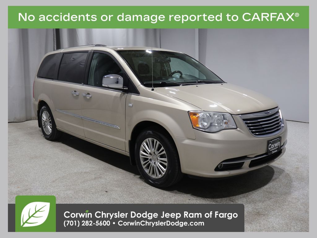2014 Chrysler Town & Country Touring-L FWD