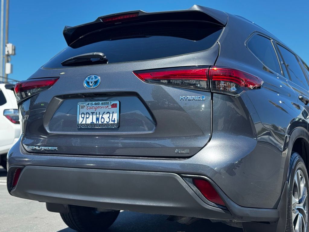 Used 2020 Toyota Highlander Hybrid SUV