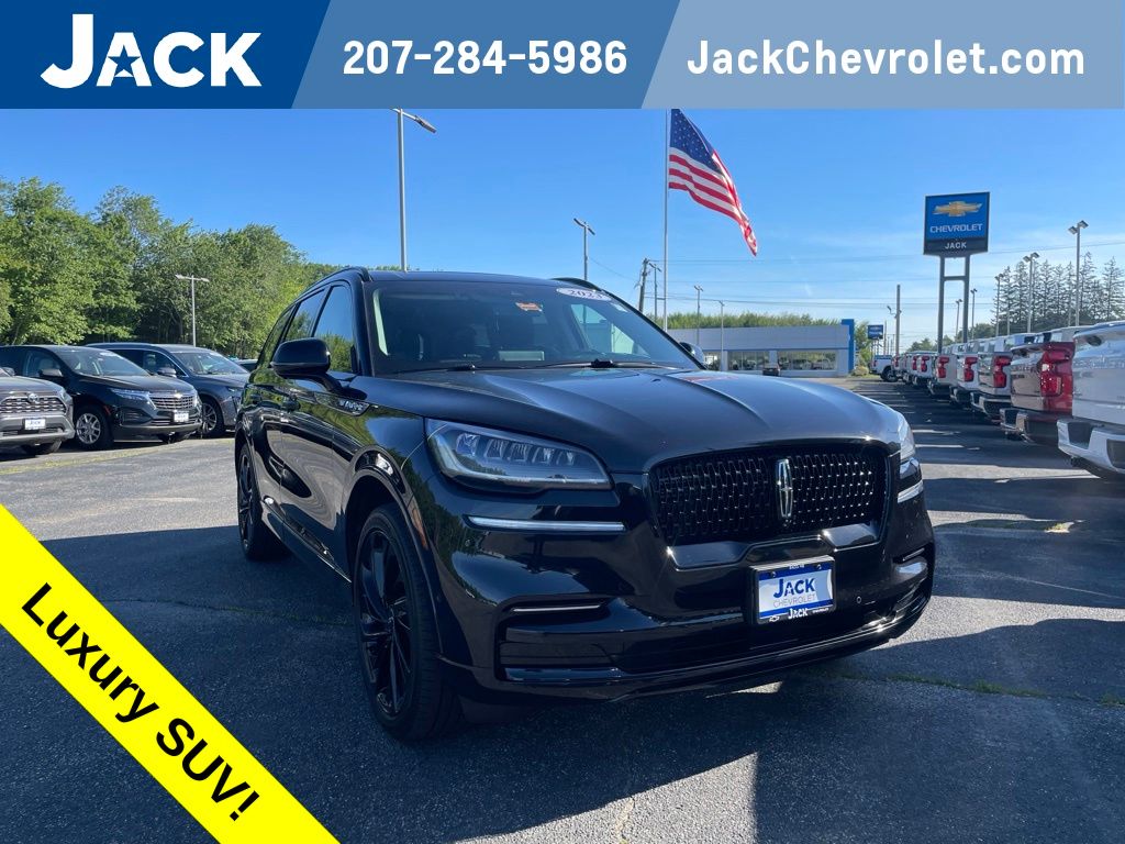 Black Metallic 2023 Lincoln Aviator SUV / Crossover All-Wheel Drive Automatic