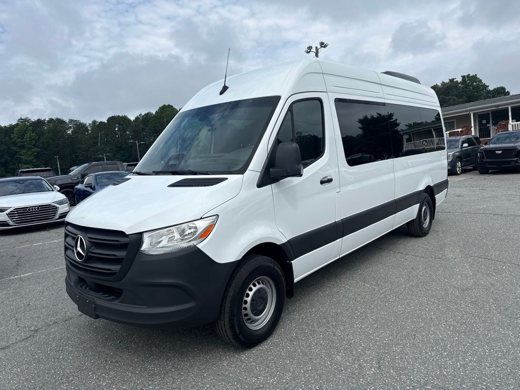 2025 Mercedes-Benz Sprinter 2500 170 WB High Roof's photo