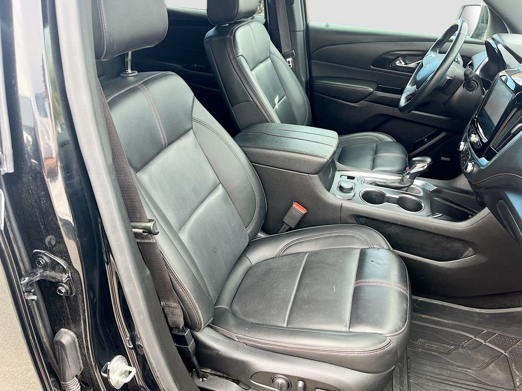 Used 2023 Black Chevrolet RS image 30