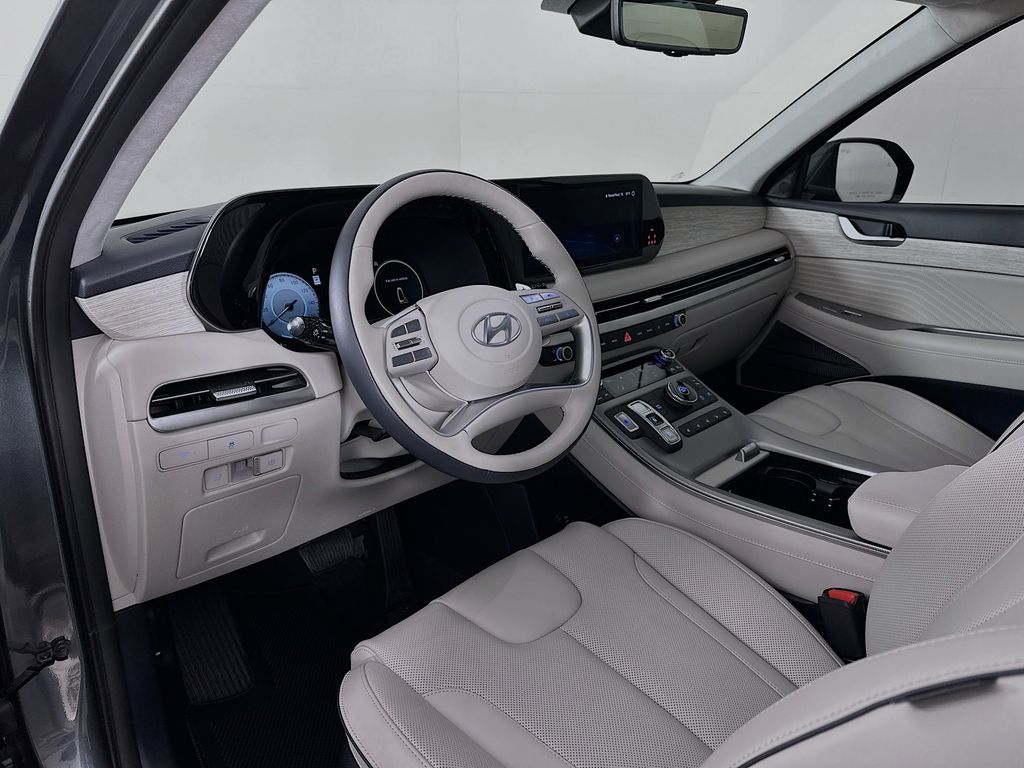 Thumbnail: 2025 Hyundai Palisade - 9