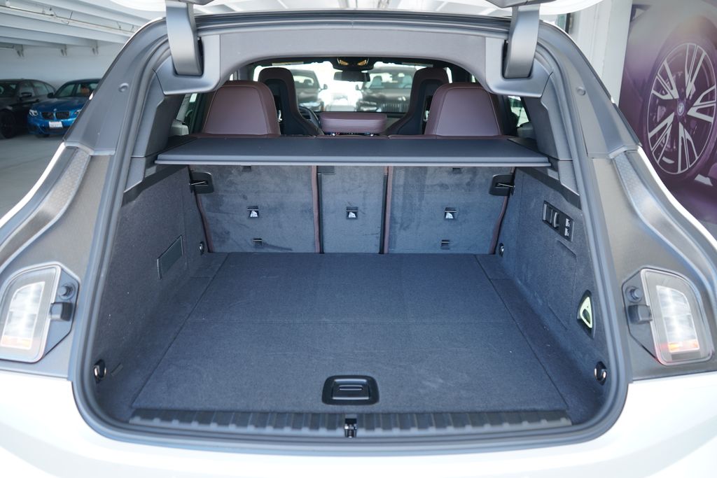 Thumbnail: 2026 BMW iX - 19