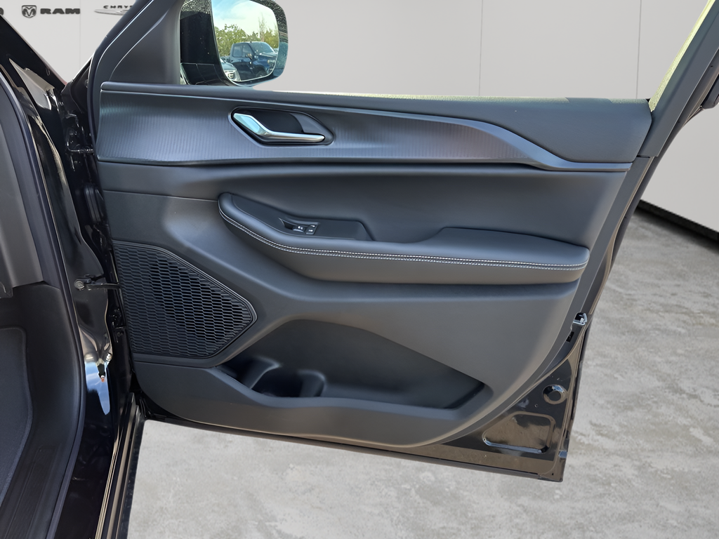 New Car 2025 Jeep Grand Cherokee  For Sale Under $50,000 In Austin, Texas