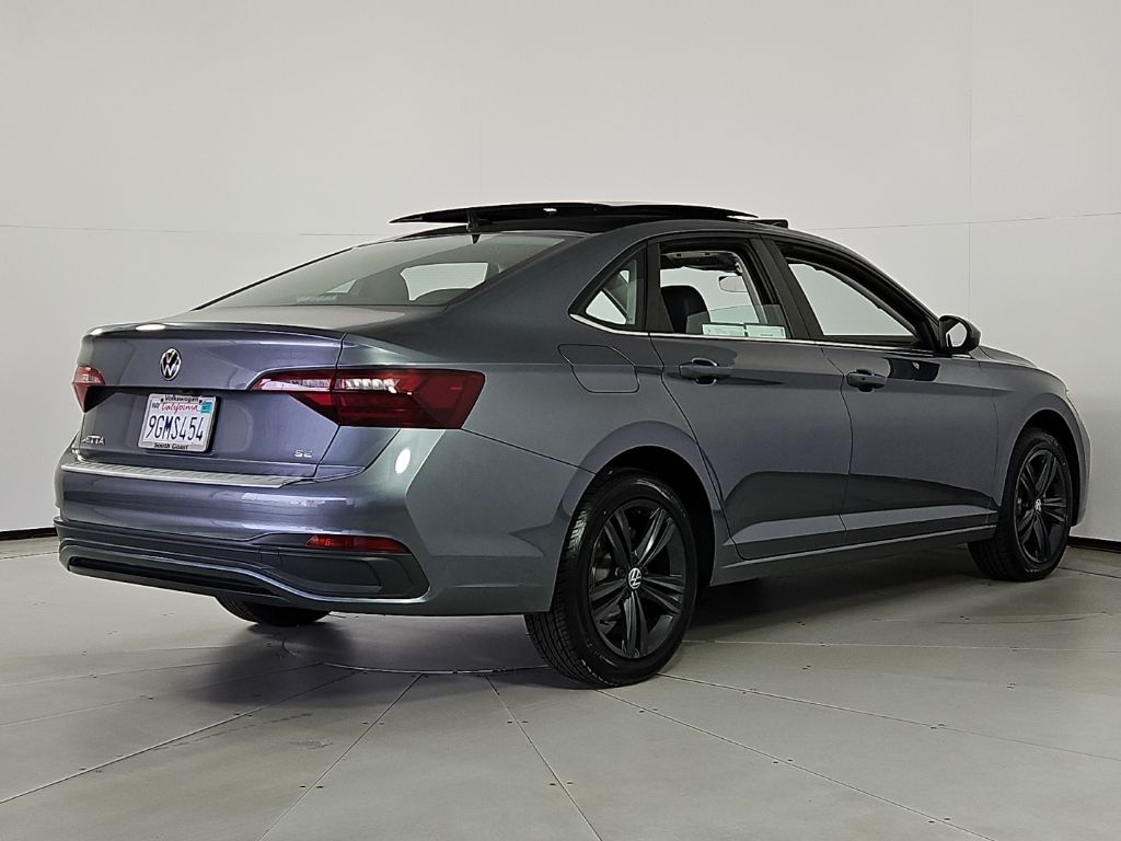 Thumbnail: 2023 Volkswagen Jetta - 7
