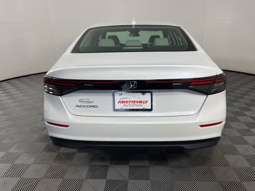 2023 Honda Accord EX 9