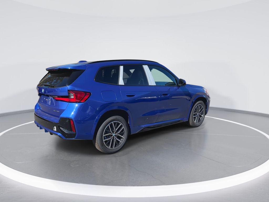 2025 BMW X1 xDrive28i 8