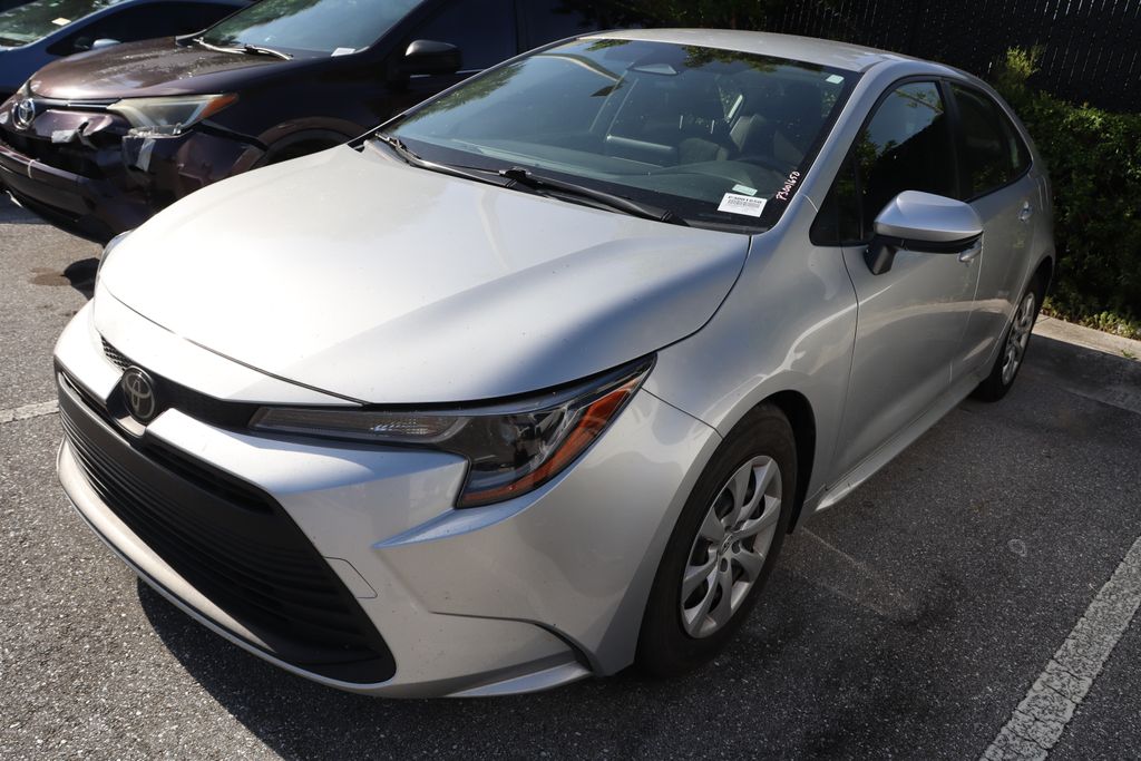 2023 Toyota Corolla LE 2