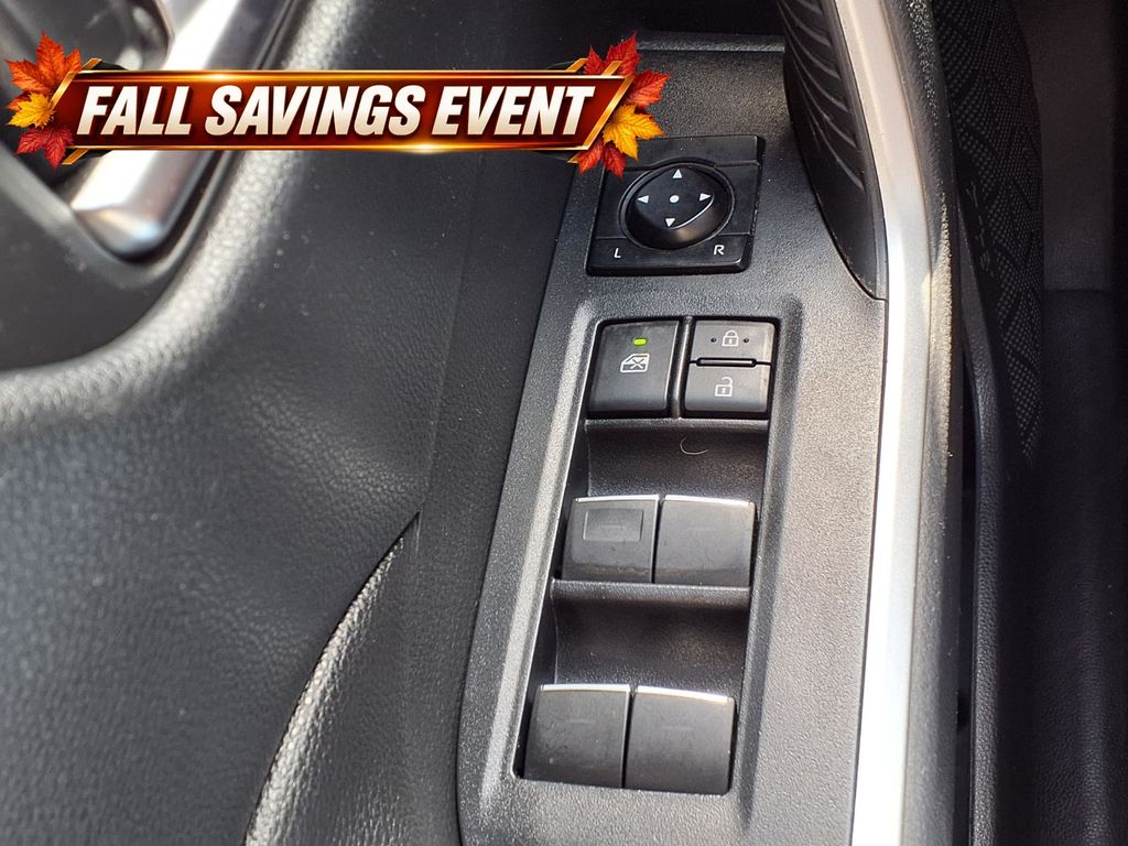 2022 Toyota RAV4 Hybrid SE White at DeMontrond Gulf Freeway