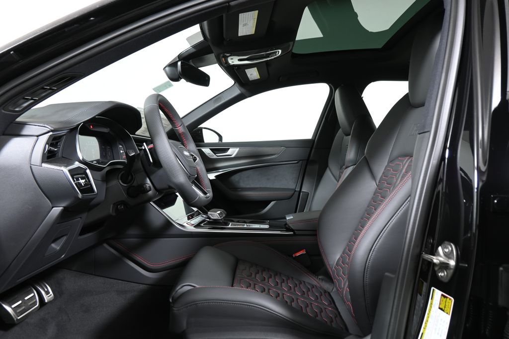 Thumbnail: 2026 Audi RS 6 - 3