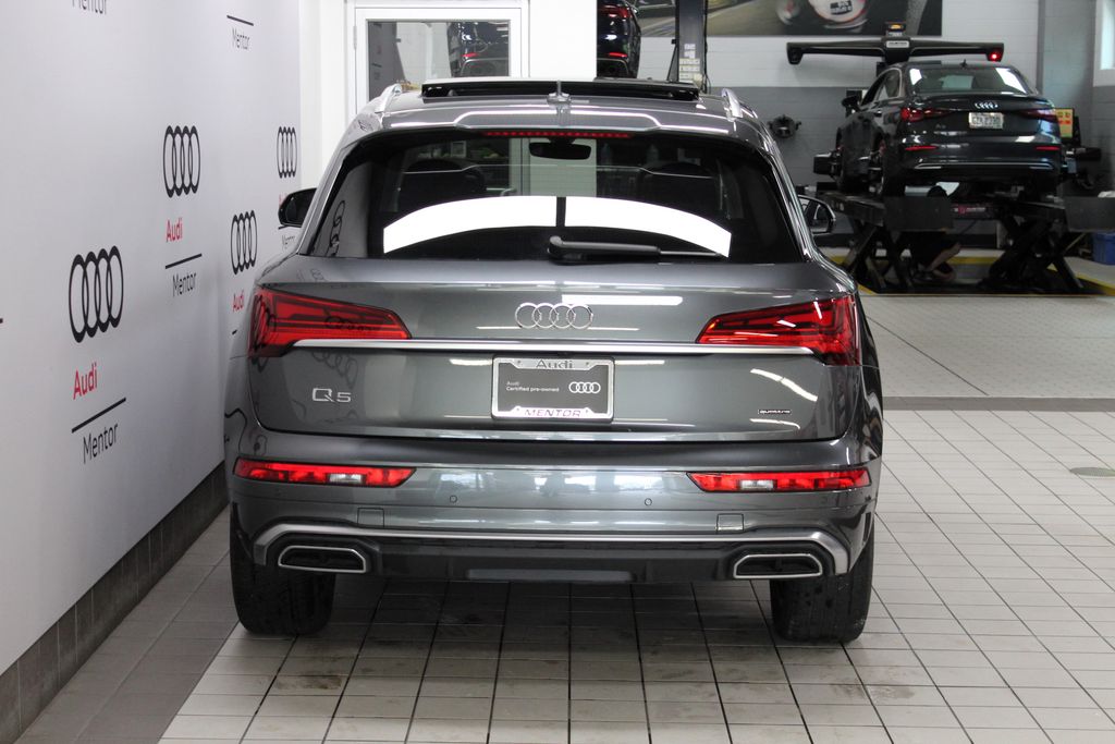 Thumbnail: 2022 Audi Q5 - 5