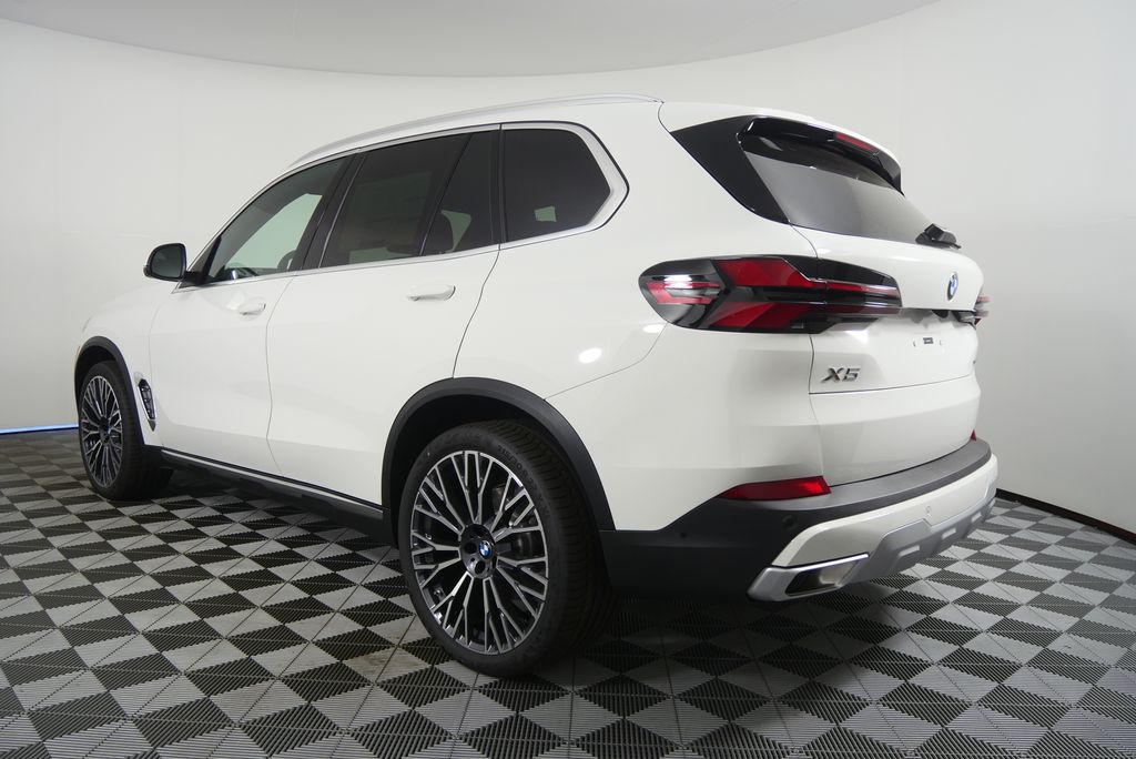 Thumbnail: 2026 BMW X5 - 5