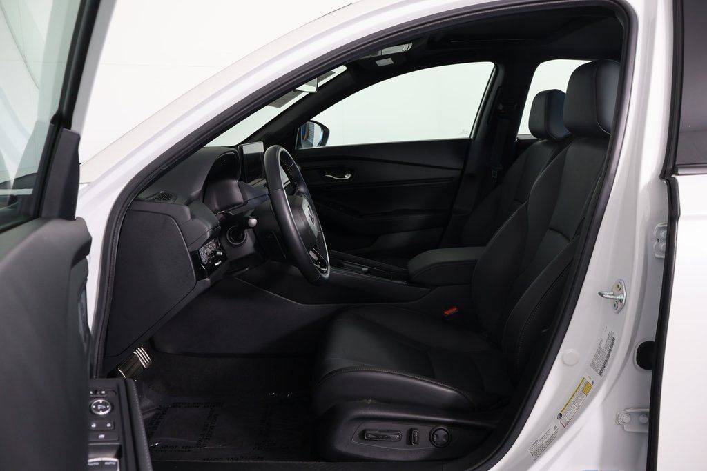 Thumbnail: 2025 Honda Accord - 10