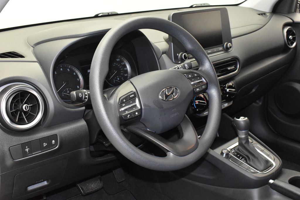 2023 Hyundai Kona SEL 16