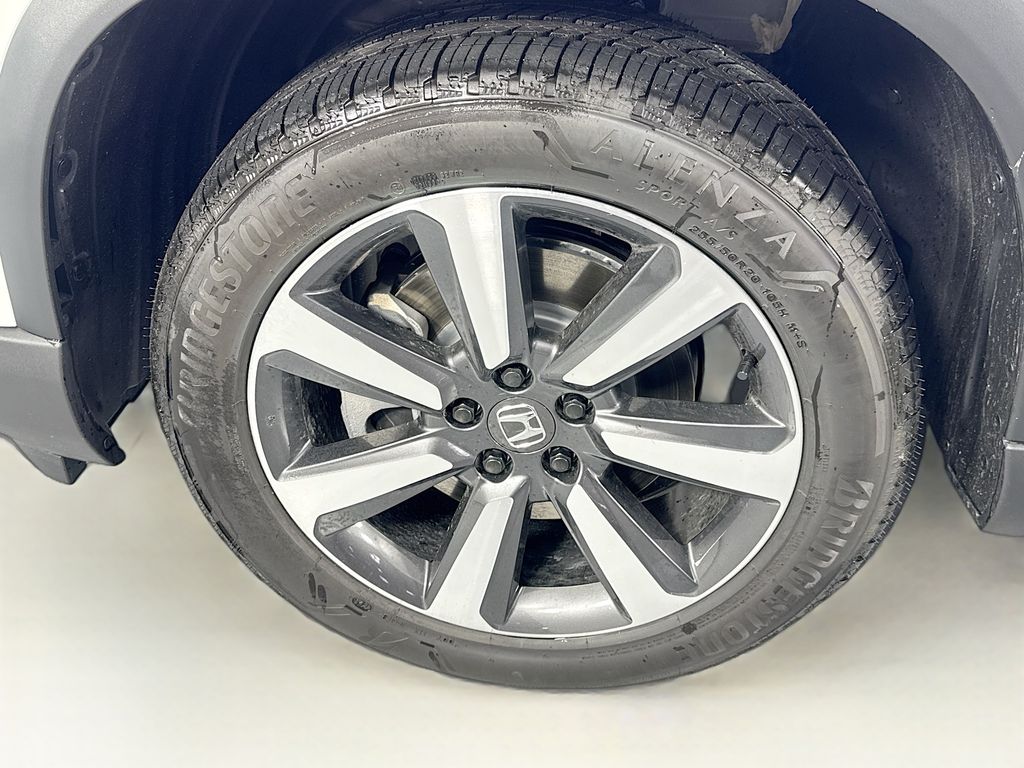 Used Car 2025 Honda Pilot  Touring For Sale Under $50,000 In Austin, Texas