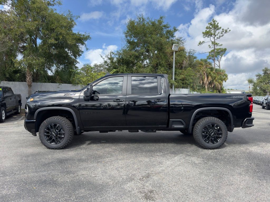 2025 Chevrolet Silverado 3500HD High Country 5